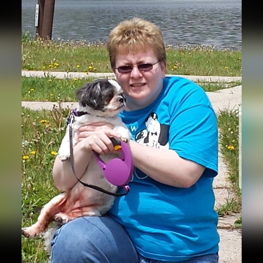 Meet your Posher, Julie